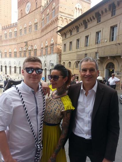 11015112_930311120324579_7153231242751835949_n